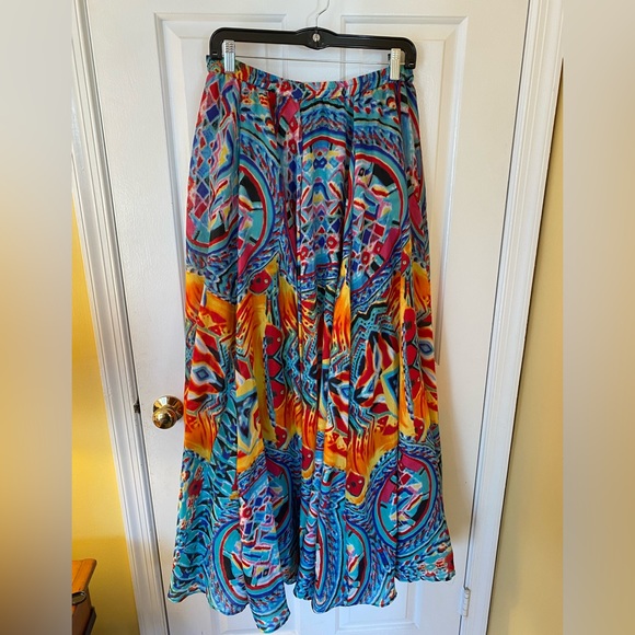 Multi-Colored Maxi Skirt - Picture 3 of 4